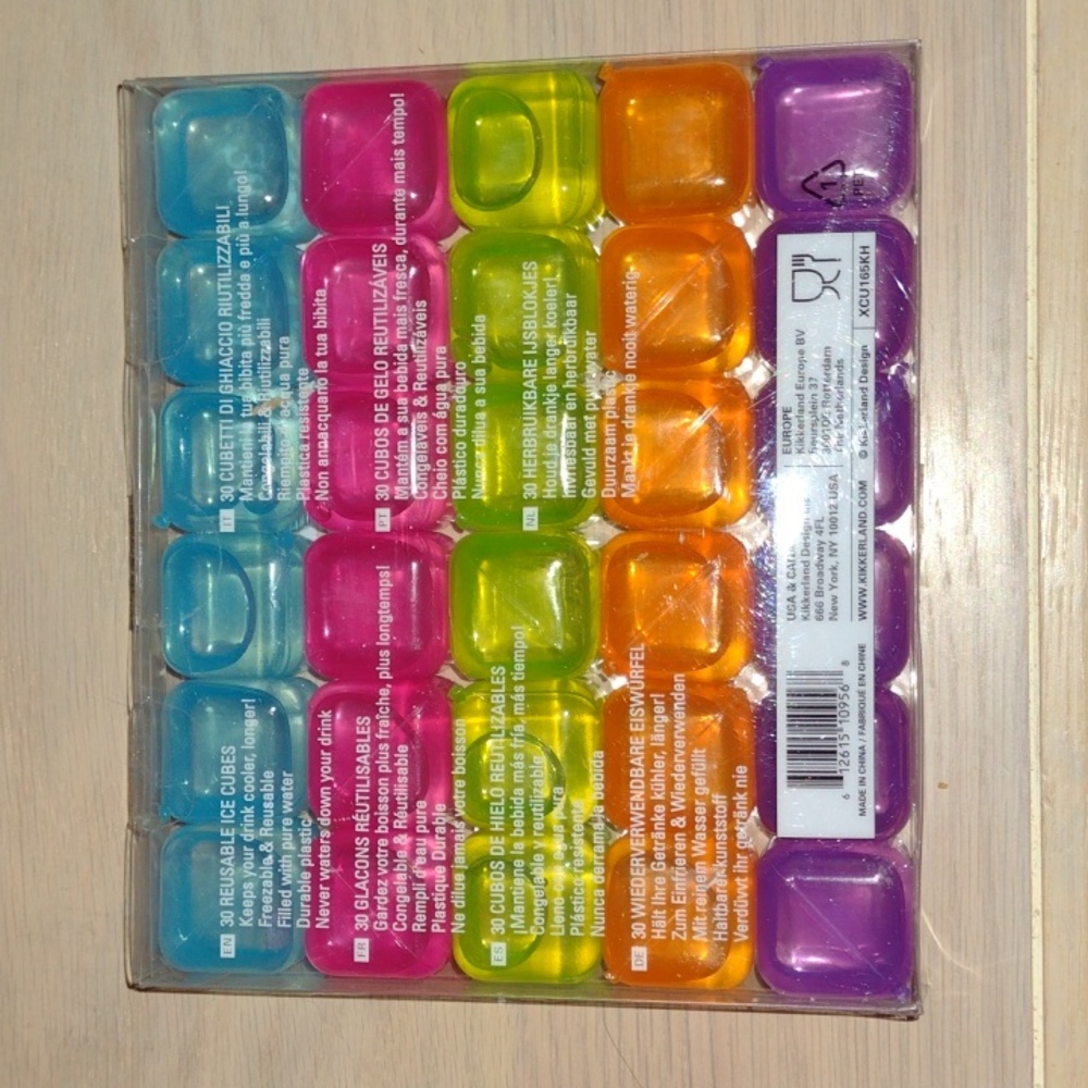 3/$15 NIB 30 Reusable Ice Cubes - Picture 2 of 2